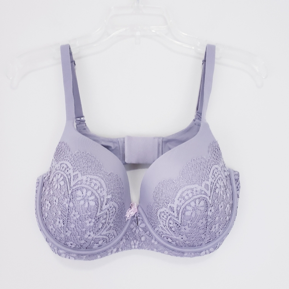Victoria's Secret Body By Victoria Lined Demi Bra Size 36DD Gray Lace Crossstrap
